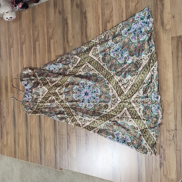 NICOLE by NICOLE MILLER 100% Silk Floral Paisley Criss-Cross Maxi Dress - Picture 2 of 16